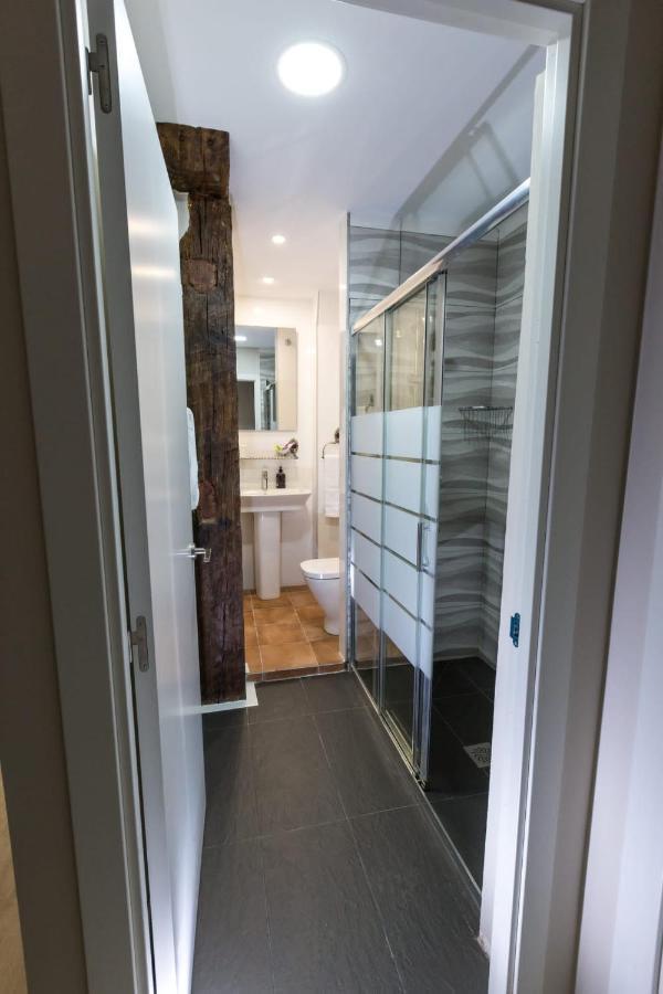 Espacioso Apartamento A Estrenar!! Casco Viejo Bilbao Exterior foto