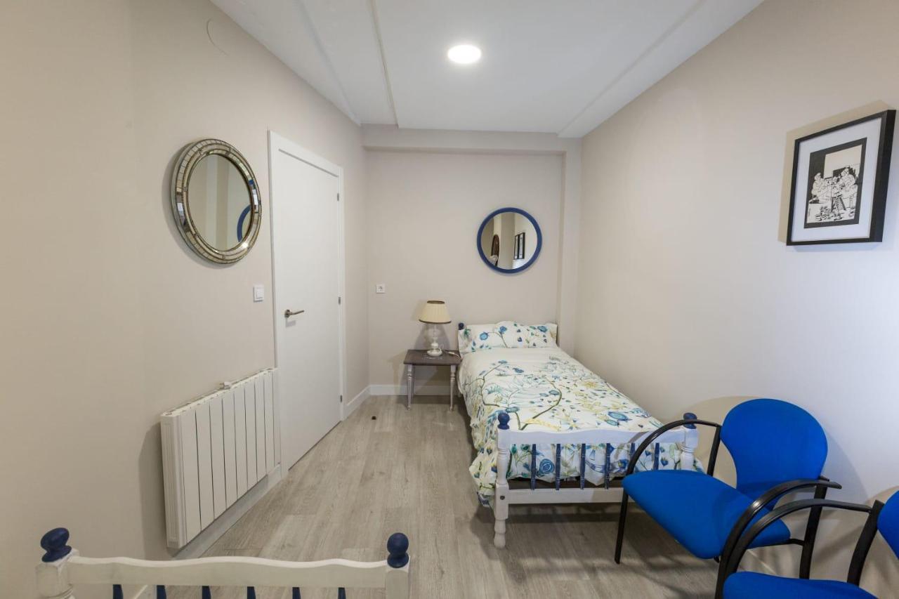Espacioso Apartamento A Estrenar!! Casco Viejo Bilbao Exterior foto